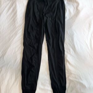 Lululemon dance studio joggers! Size 4, black, perfect condition